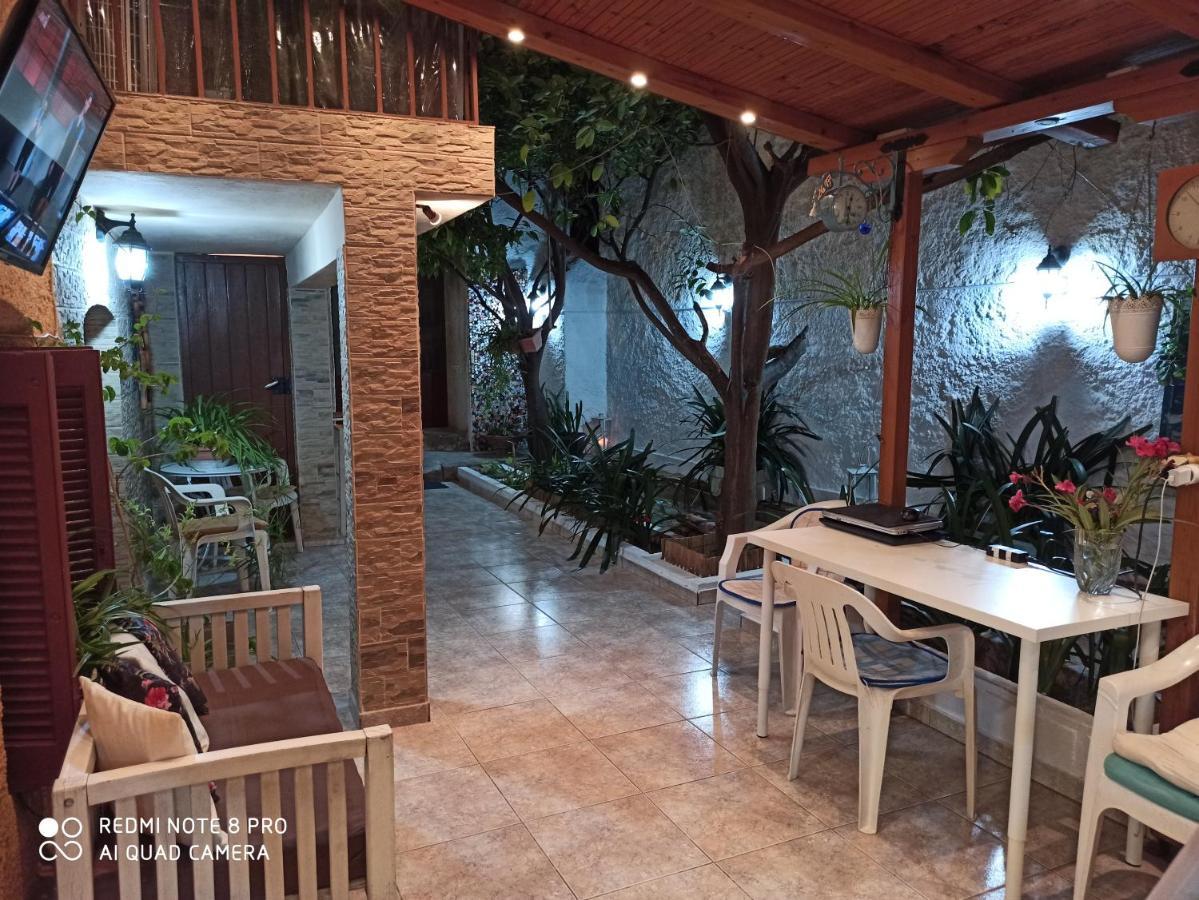 Aegina Town Traditional Lemon House Exterior photo