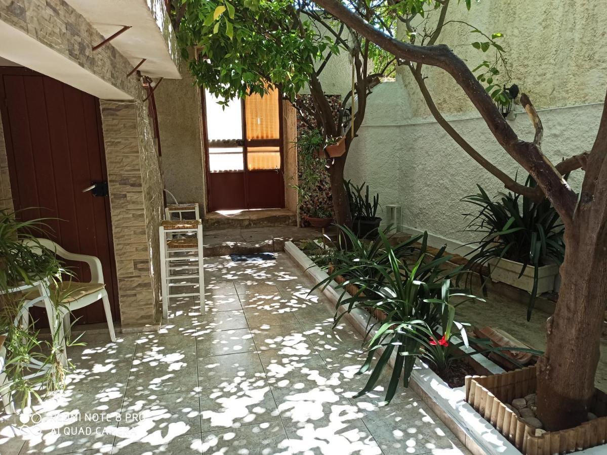Aegina Town Traditional Lemon House Exterior photo
